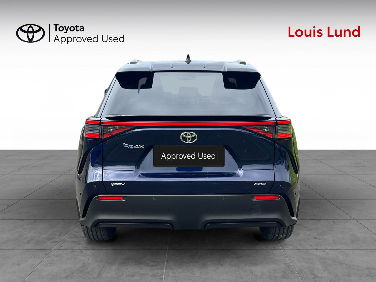 Blå Toyota BZ4X fra 2026