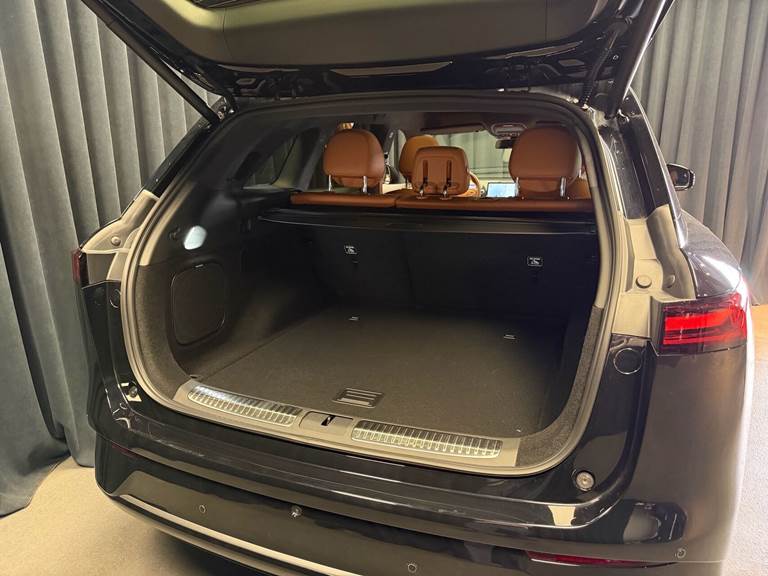 Xpeng G9 EL Standard Range 351HK 5d Aut.