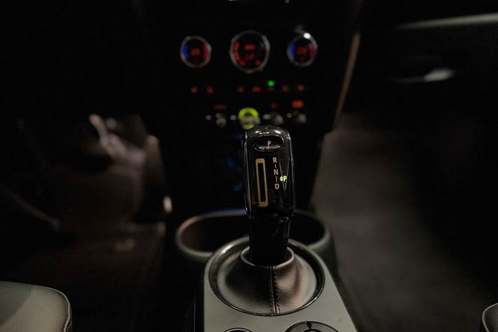 Sølv Mini Cooper fra 2023