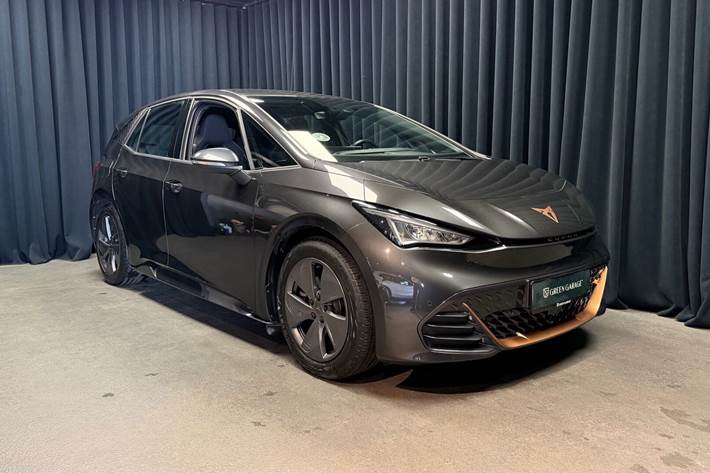 Grå Cupra Born fra 2023