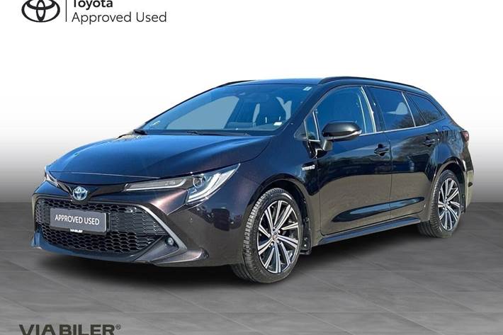 Brun Toyota Corolla fra 2021