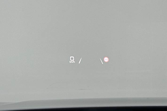 Grå Audi Q4 fra 2024