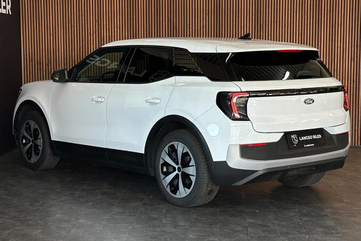 Hvid Ford Explorer fra 2025