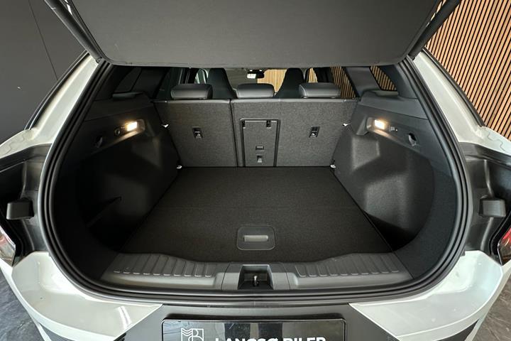 Hvid Ford Explorer fra 2025