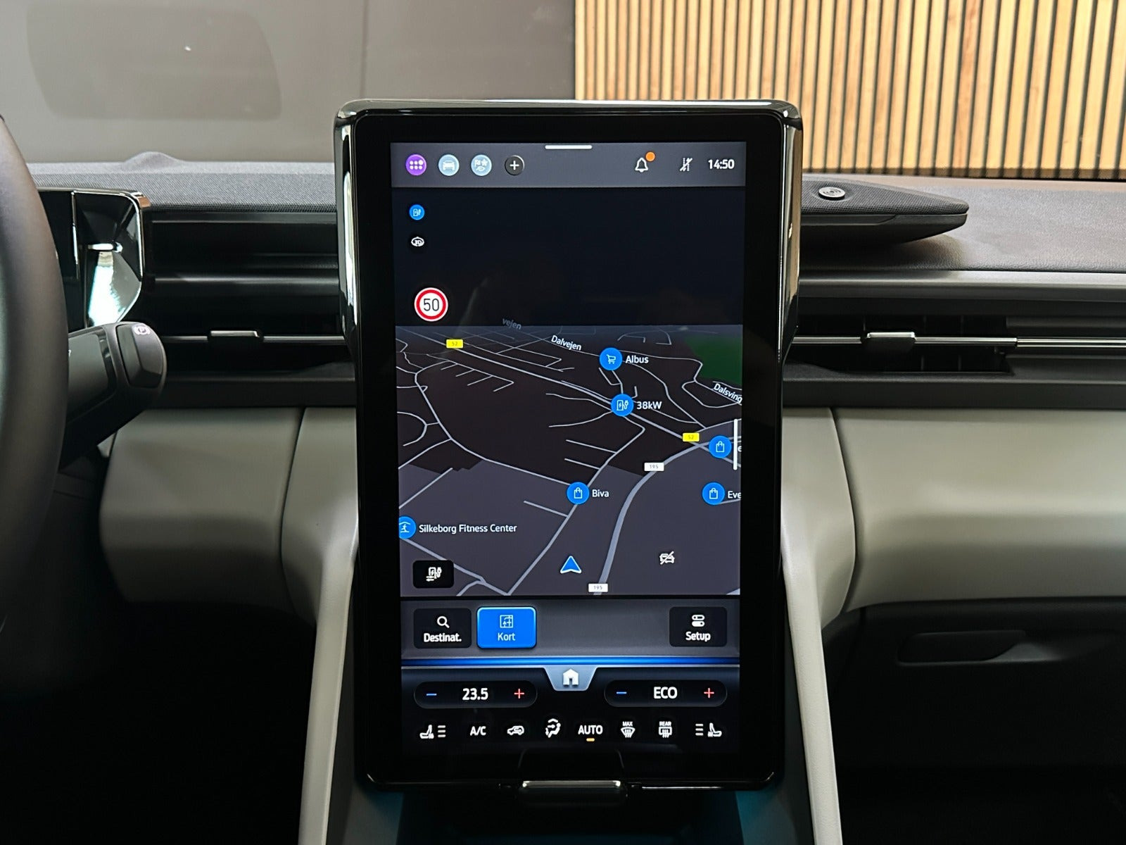 Hvid Ford Explorer fra 2025