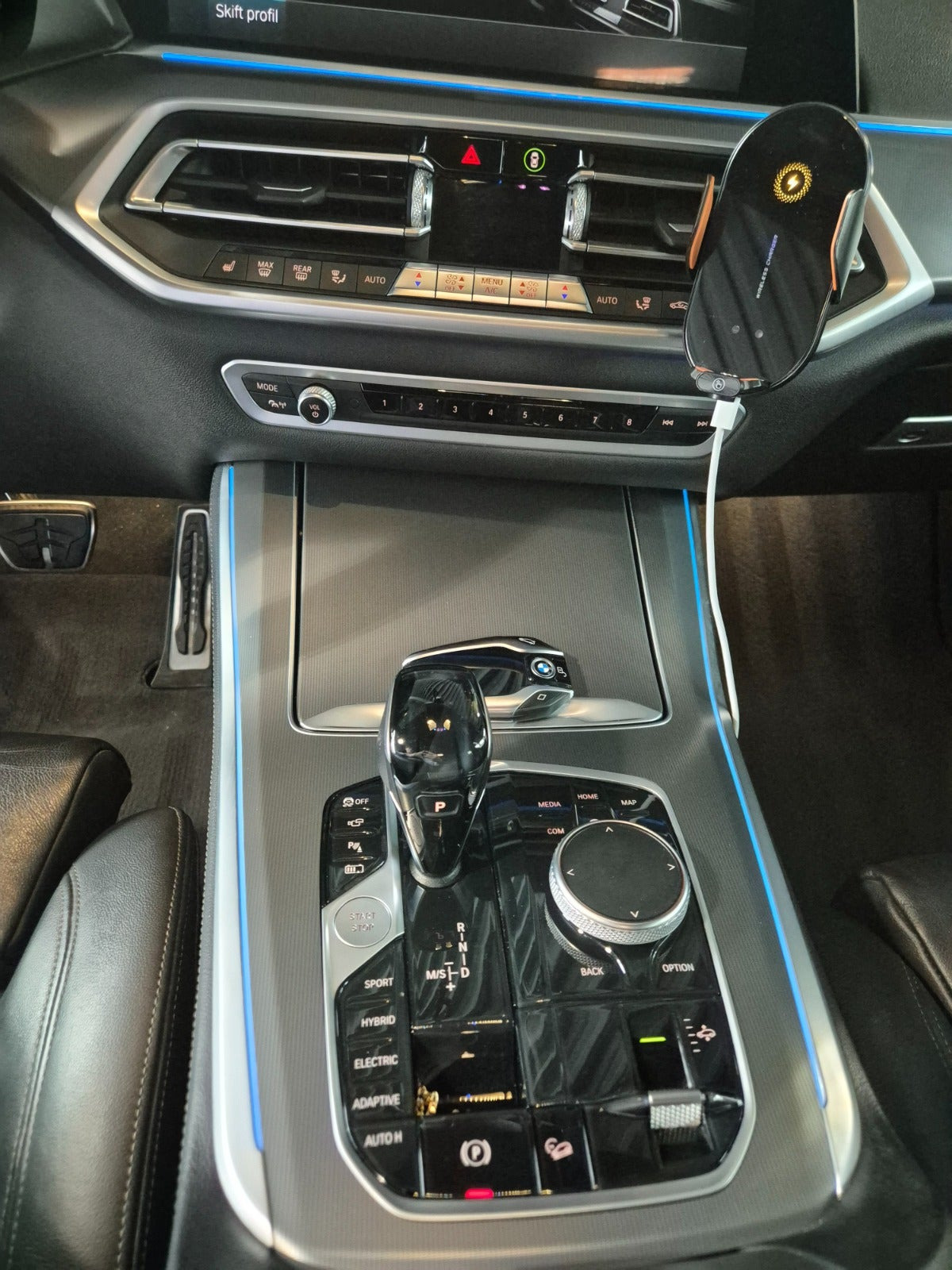 Sort BMW X5 fra 2020