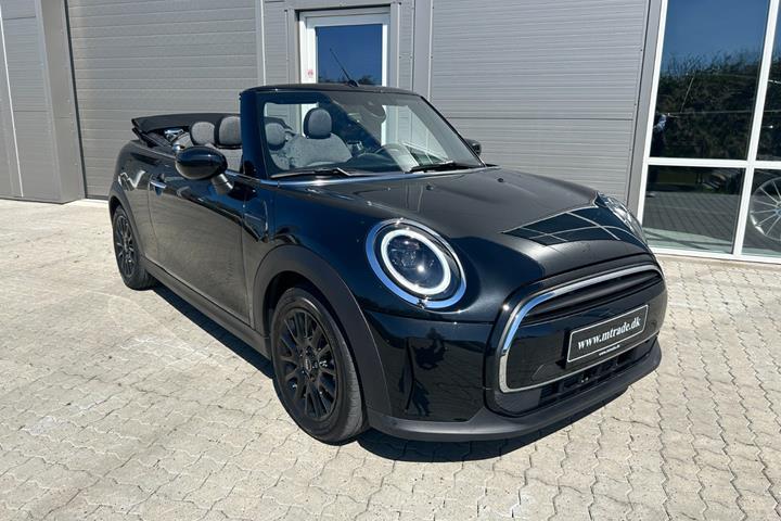 Sort Mini Cooper fra 2024 set udefra