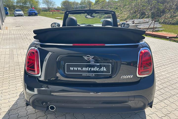 Sort Mini Cooper fra 2024
