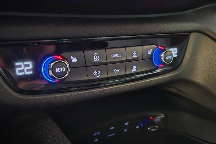 undefined Opel Insignia fra 2018