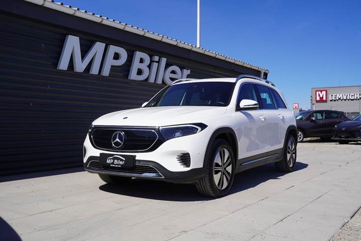 Hvid Mercedes EQB250 fra 2024