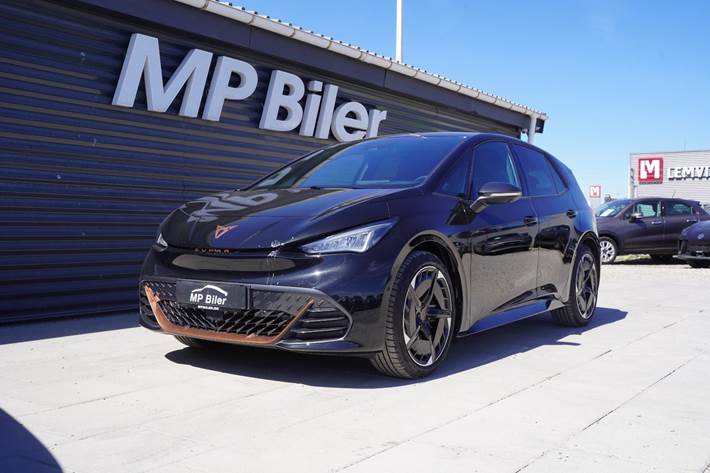 Sort Cupra Born fra 2025 set udefra