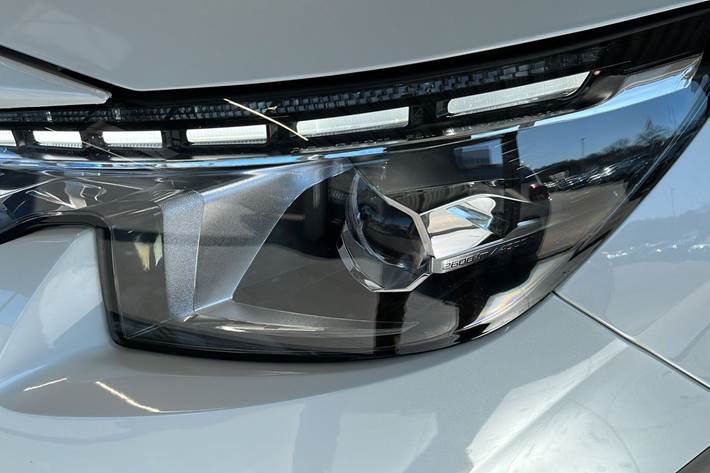 Hvid Peugeot 3008 fra 2020