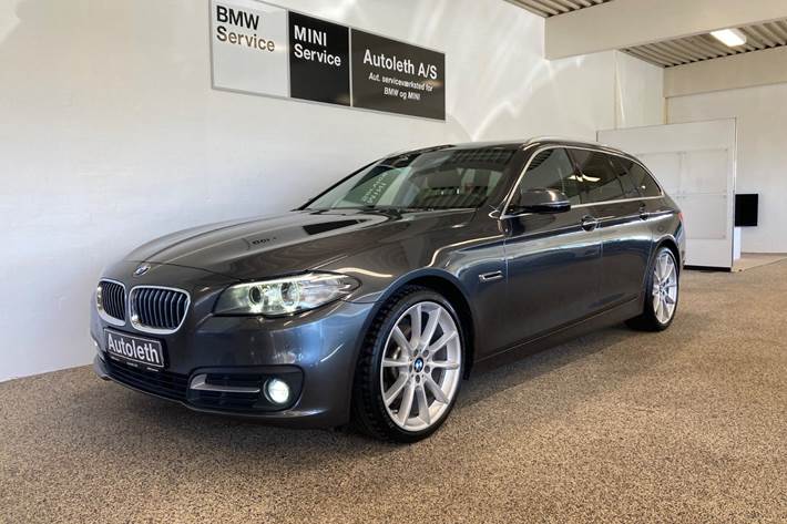 Grå BMW 520d fra 2016
