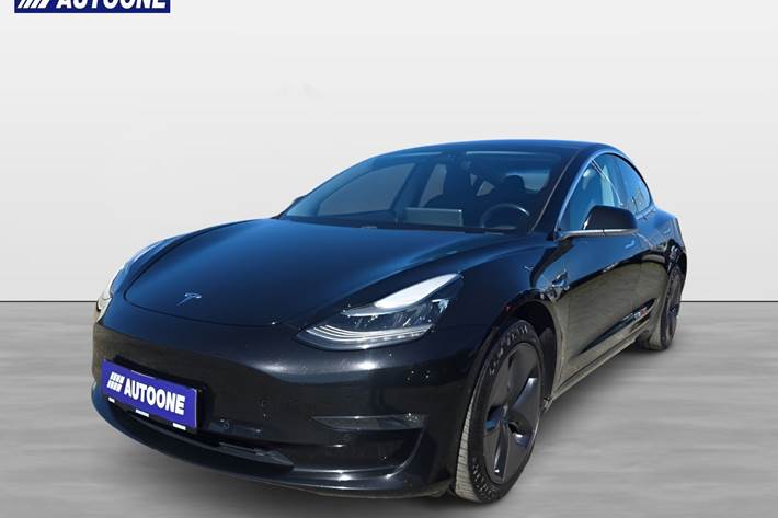Sort Tesla Model 3 fra 2019