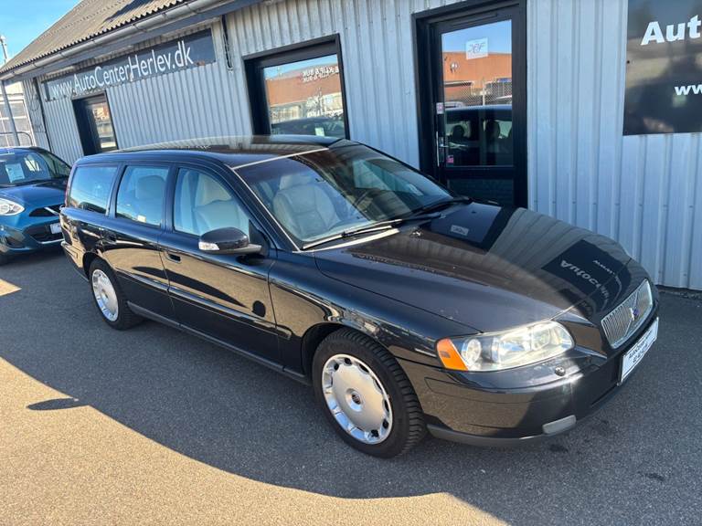 Volvo V70 2,4 140 Momentum