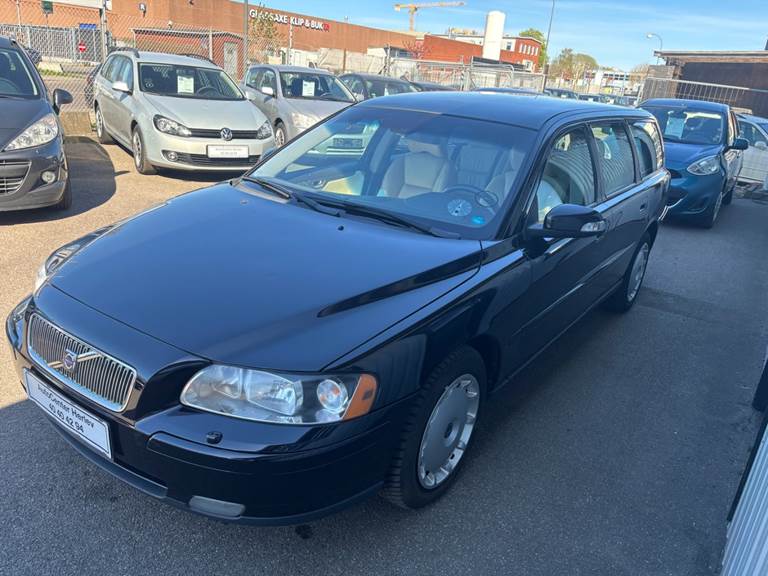 Volvo V70 2,4 140 Momentum