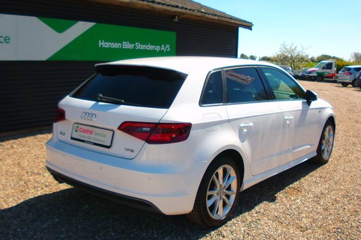 Hvid Audi A3 fra 2016