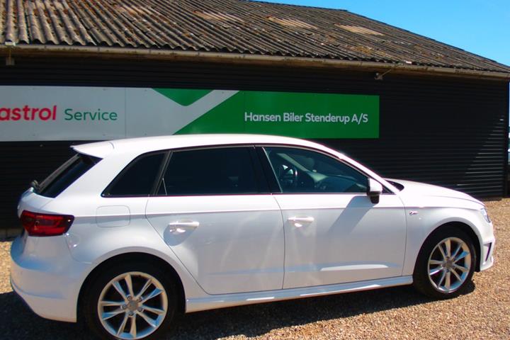 Hvid Audi A3 fra 2016