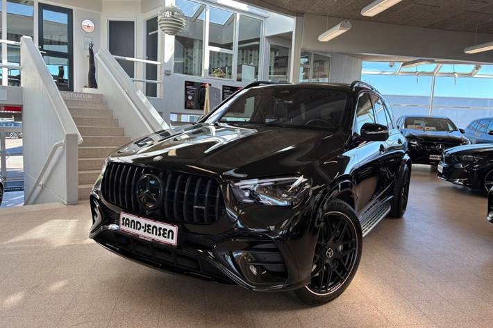 Sort Mercedes GLE53 fra 2025