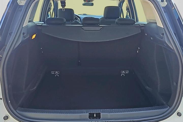 Hvid Renault Clio IV fra 2019