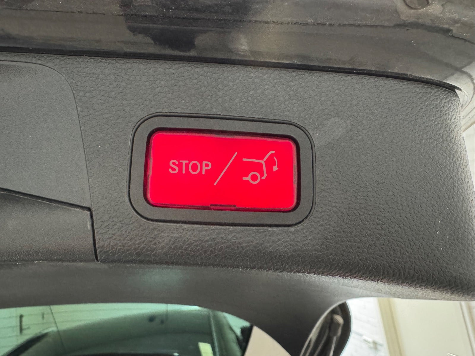 Sort Mercedes C220 fra 2015