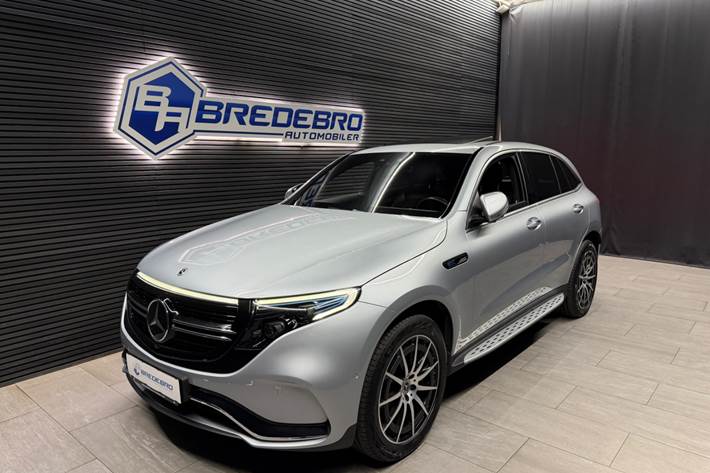 Sølv Mercedes EQC400 fra 2023