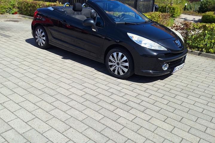 Sort Peugeot 207 fra 2008