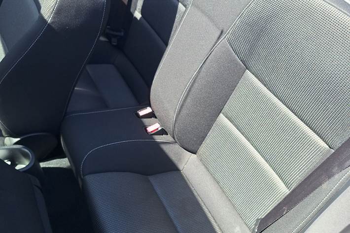 Sort Peugeot 207 fra 2008