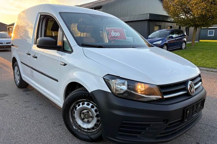 Hvid VW Caddy fra 2017