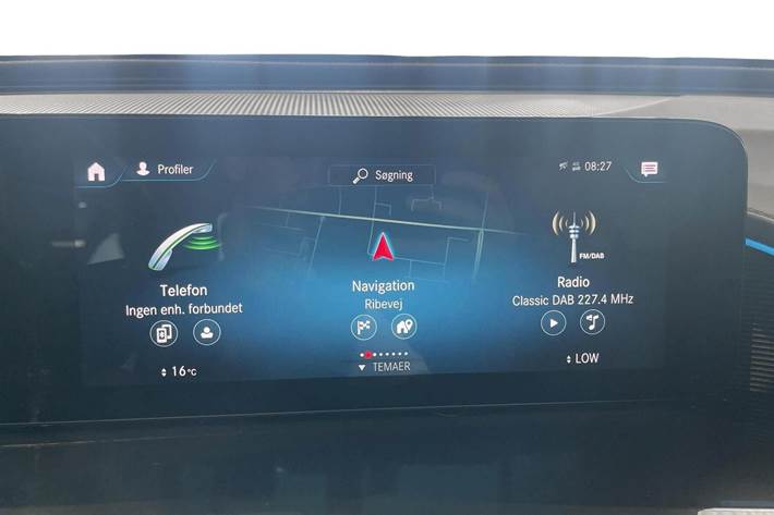 Hvid Mercedes EQC 400 fra 2020