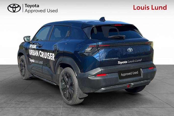 Blå Toyota Urban Cruiser fra 2026