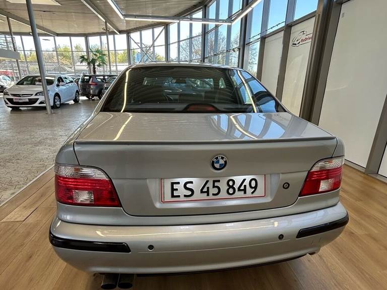 BMW 528i 2,8 193HK Aut.