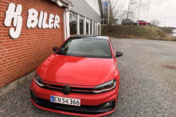 Rød VW Polo fra 2019