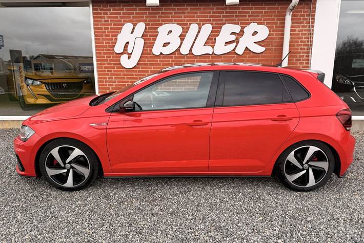 Rød VW Polo fra 2019