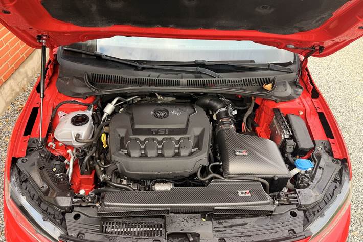 Rød VW Polo fra 2019