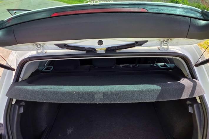 Hvid VW Golf VII fra 2015