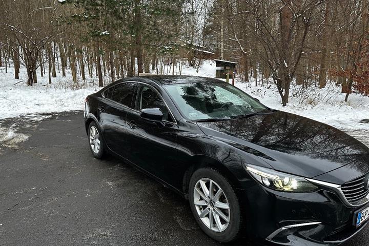 Sort Mazda 6 fra 2017