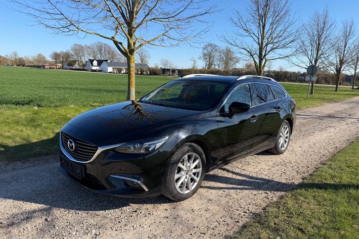 Sort Mazda 6 fra 2015