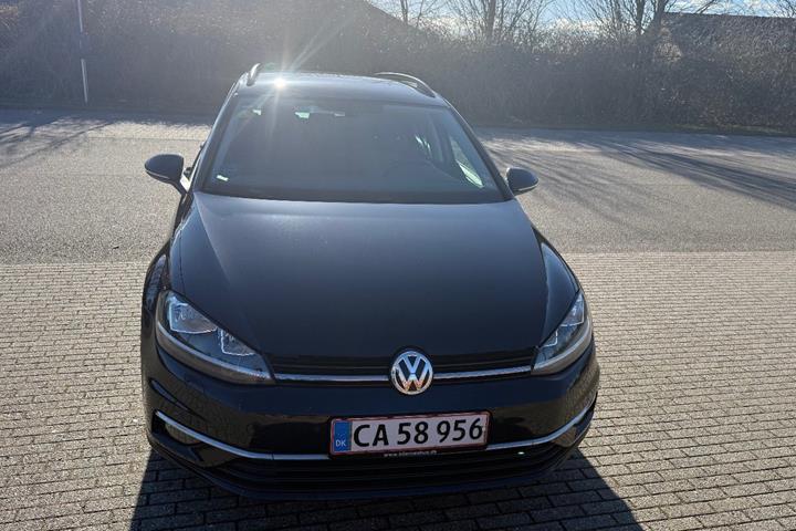 Sort VW Golf VII fra 2017