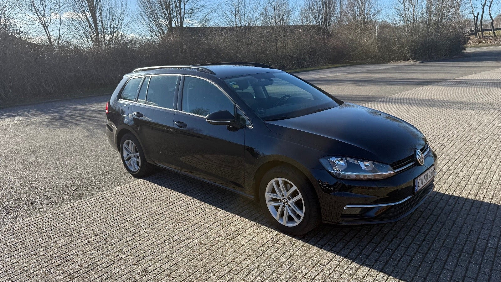 Sort VW Golf VII fra 2017