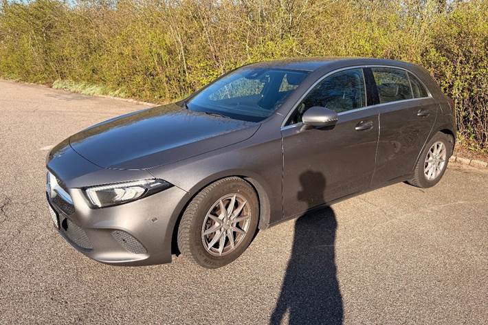 Sort Mercedes A200 d fra 2019