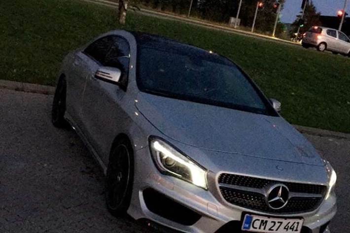 Grå Mercedes CLA250 fra 2014