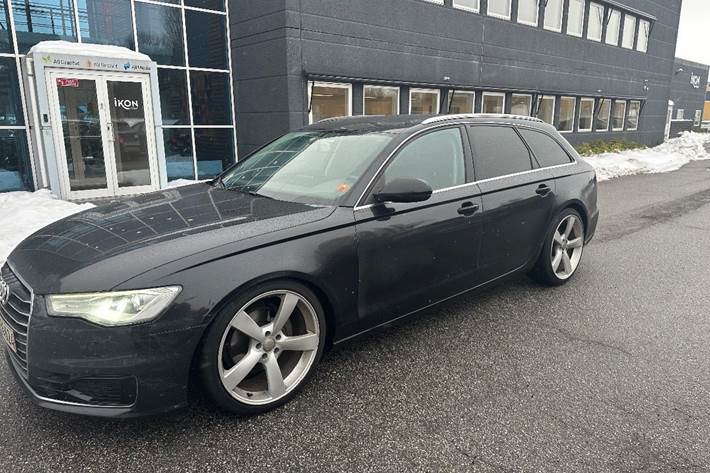 Sort Audi A6 fra 2012