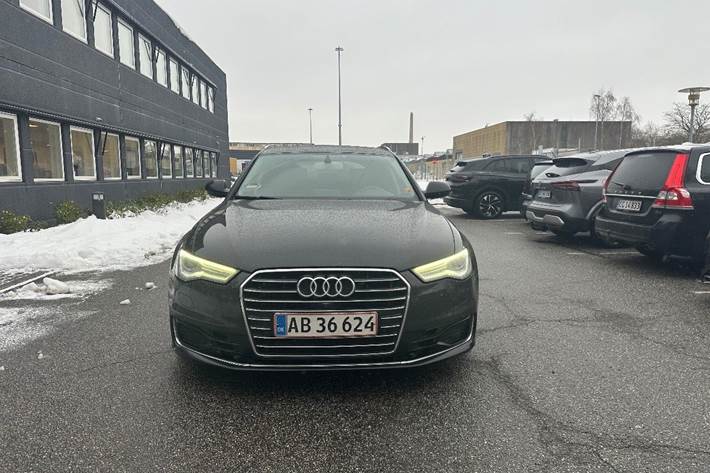 Sort Audi A6 fra 2012