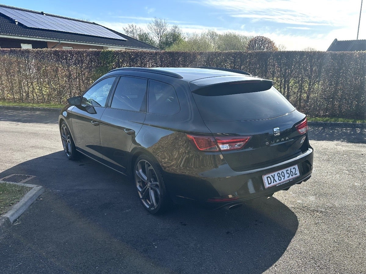 Sort Seat Leon fra 2015