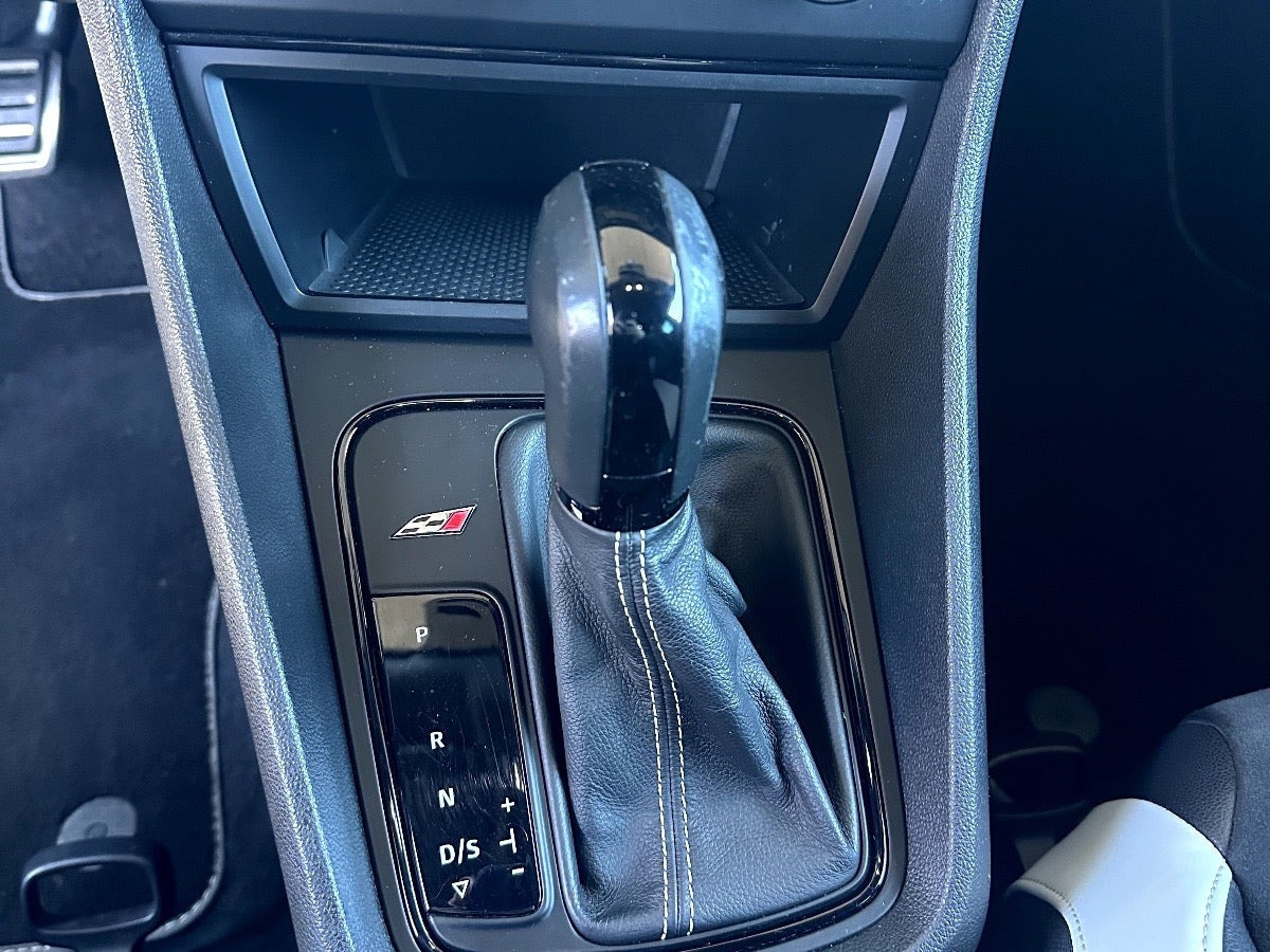 Sort Seat Leon fra 2015