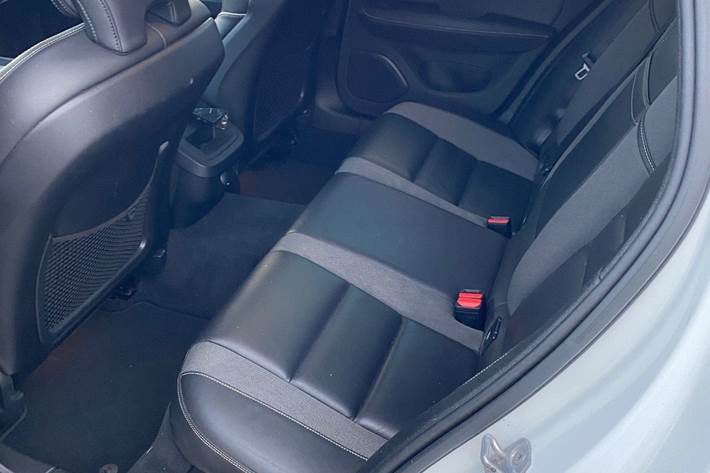 Hvid Volvo V60 fra 2019