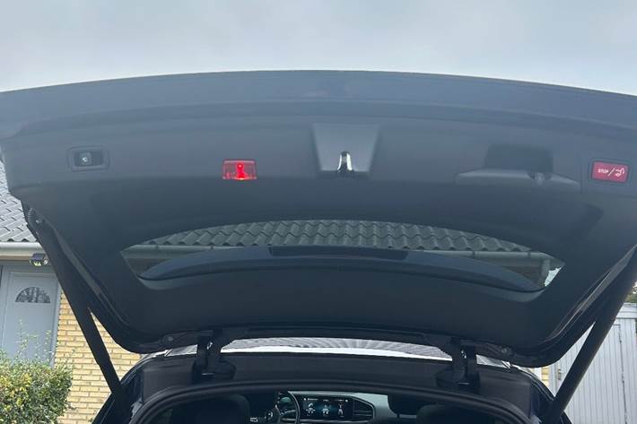 Blå Mercedes GLE350 de fra 2022