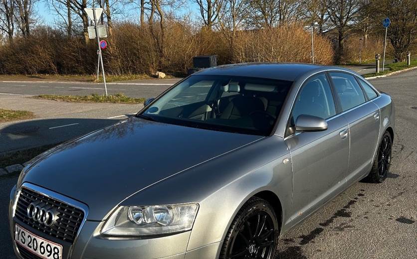 Audi A6 2,4 V6