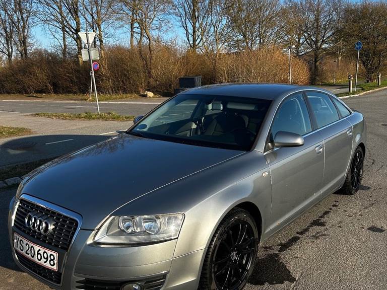 Audi A6 2,4 V6